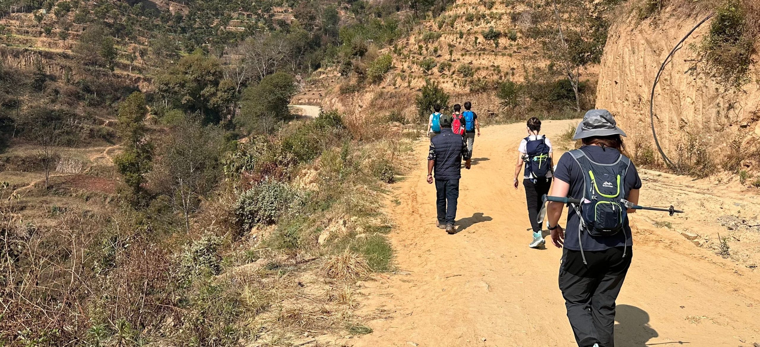 5 days Hike with Singaporean group 5 days Hike with Singaporean group